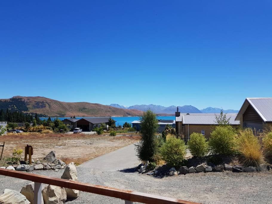 Tekapo Blue Villa Lake Tekapo Bagian luar foto